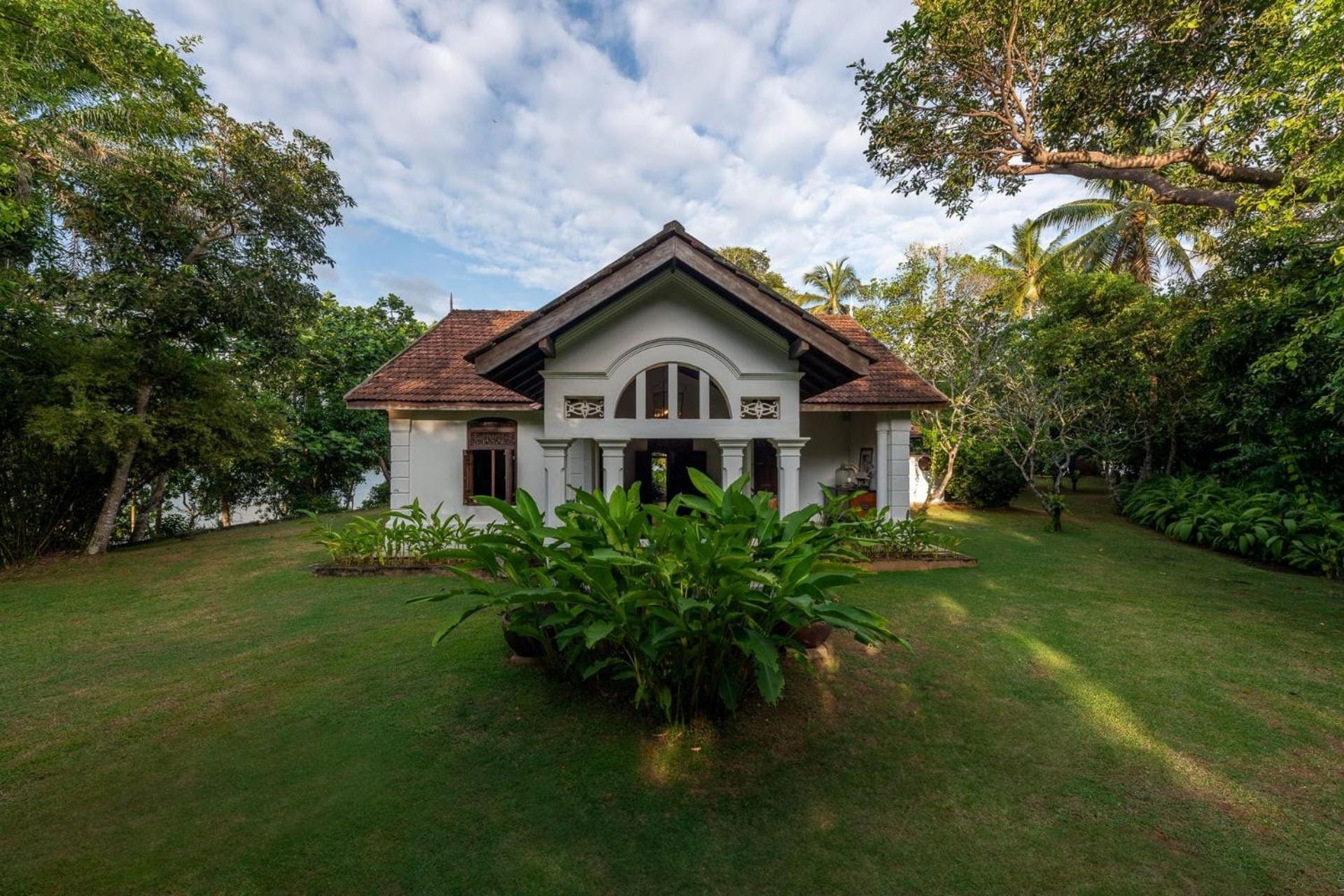 Mo River House Luxury Villa Hikkaduwa Exterior foto